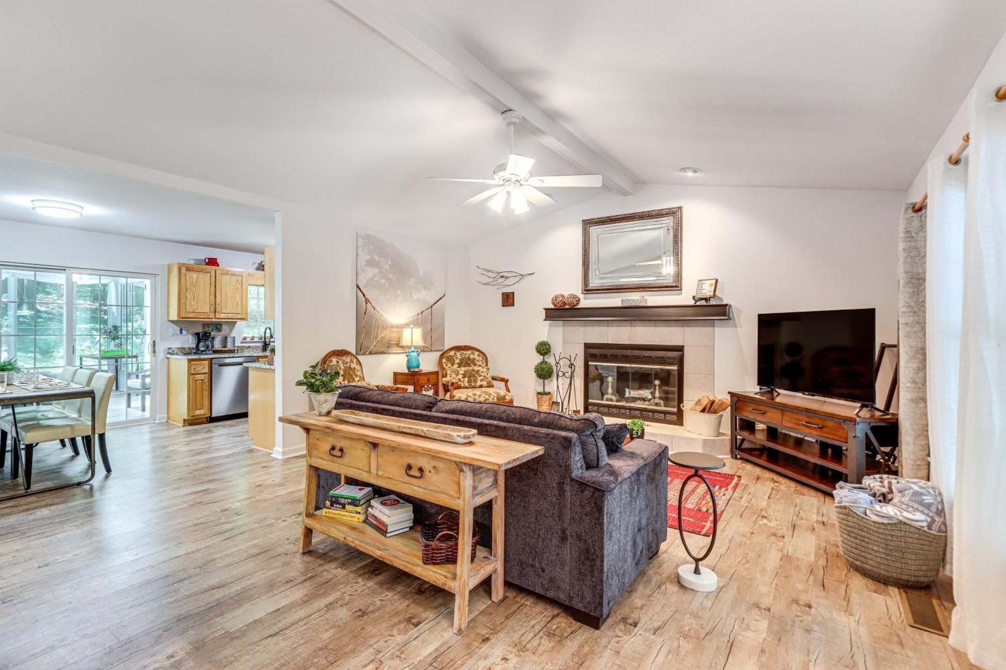 Pet-Friendly Home With Hot Tub In Blue Ridge! المظهر الخارجي الصورة