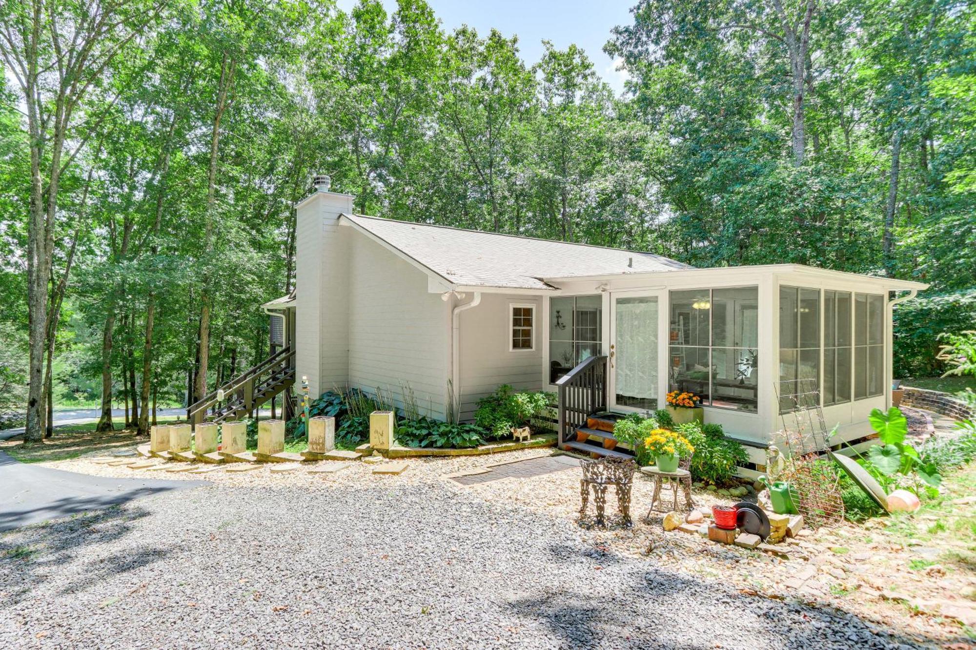 Pet-Friendly Home With Hot Tub In Blue Ridge! المظهر الخارجي الصورة